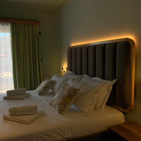 Bluetique Apartments Himara エクステリア 写真