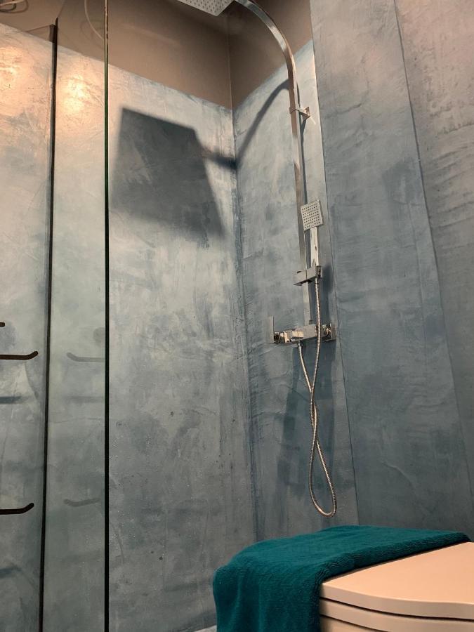 Bluetique Apartments Himara エクステリア 写真