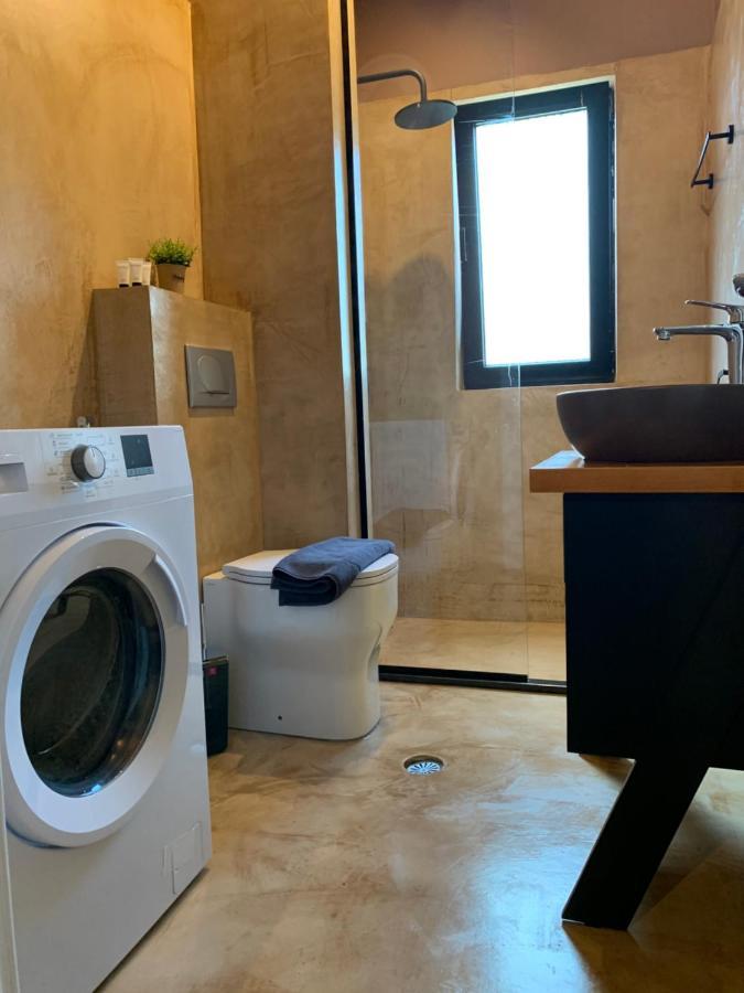 Bluetique Apartments Himara エクステリア 写真
