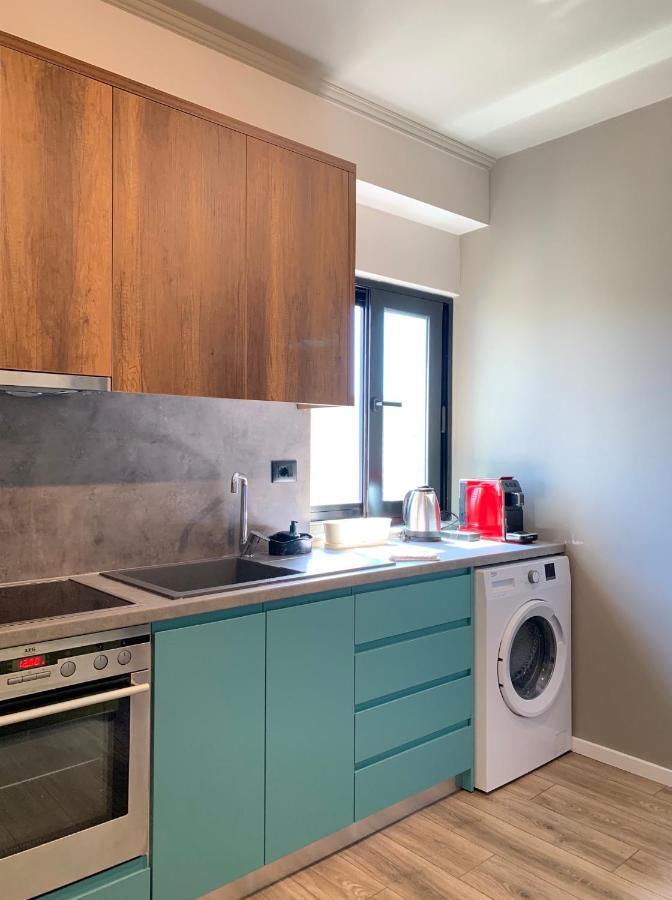 Bluetique Apartments Himara エクステリア 写真